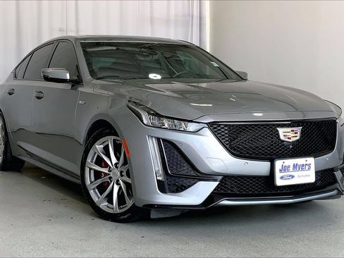 Used 2023 Cadillac CT5 V w/ Premium Package RWD image 34