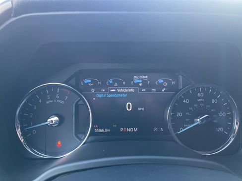 Used 2021 Ford Expedition Max Limited image 3