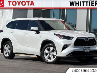 Certified 2022 Toyota Highlander LE
