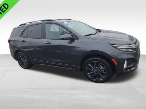 Certified 2023 Chevrolet Equinox RS image 3