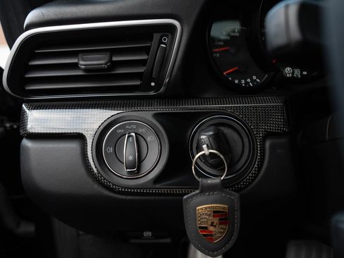 Used 2014 Porsche 911 Turbo image 55