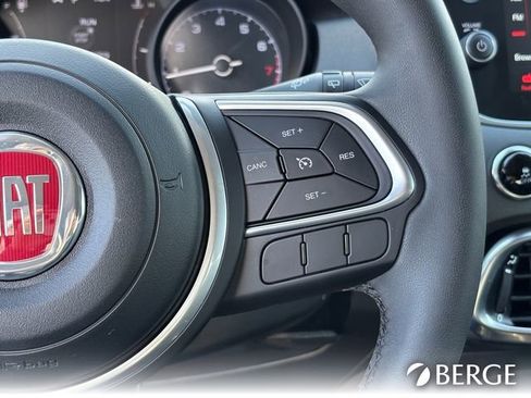 Used 2023 FIAT 500X Pop image 31
