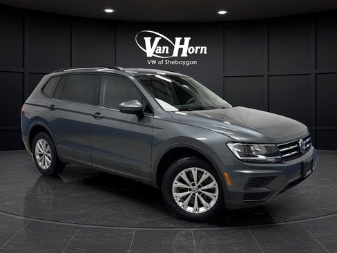 Used 2018 Volkswagen Tiguan S image 35