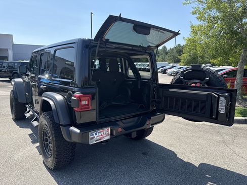 Used 2022 Jeep Wrangler Unlimited Sport AWD/4WD image 22