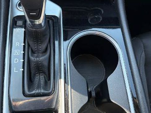 Used 2023 Nissan Altima 2.5 SV FWD image 19