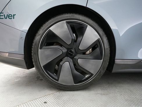 Used 2024 Lucid Air Touring AWD/4WD image 17