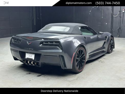 Used 2017 Chevrolet Corvette Z06 image 11