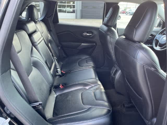 Certified 2019 Jeep Cherokee Limited AWD/4WD image 17