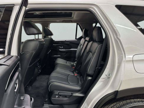 Used 2023 Honda Pilot Elite image 28