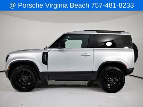 Used 2023 Land Rover Defender 90 S image 6