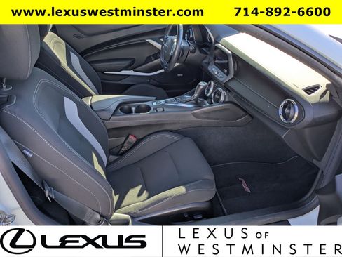 Used 2021 Chevrolet Camaro LT w/ RS Package image 5