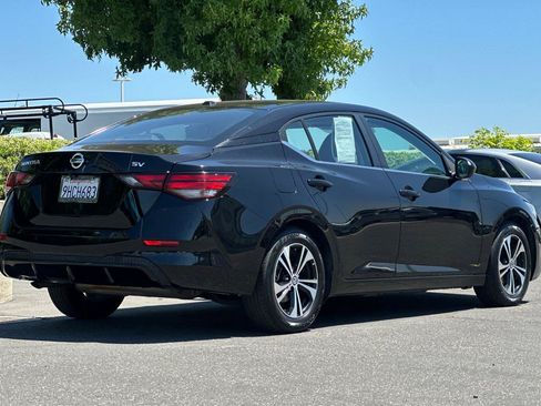 Certified 2023 Nissan Sentra SV FWD image 4