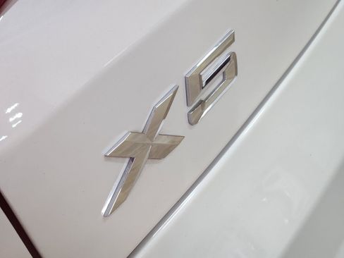 Used 2023 BMW X5 sDrive40i w/ M Sport Package image 25