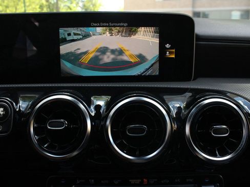 Used 2019 Mercedes-Benz A 220 4MATIC image 34