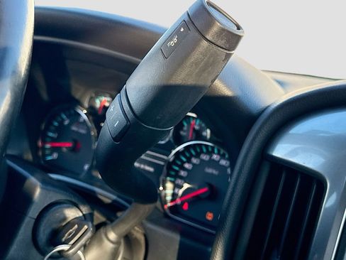 Used 2015 Chevrolet Silverado 1500 LT w/ LT Convenience Package image 21