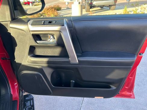 Used 2024 Toyota 4Runner SR5 Premium AWD/4WD image 30