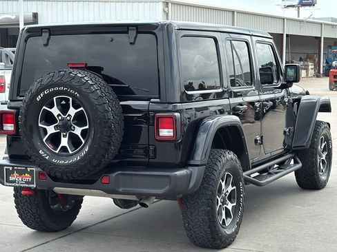 Used 2022 Jeep Wrangler Unlimited Rubicon w/ Cold Weather Group image 5