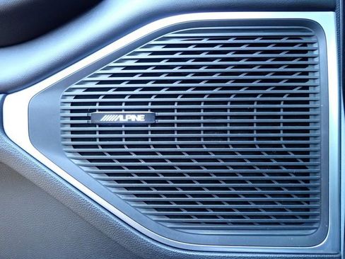 Used 2023 Jeep Wagoneer Series III w/ Preferred Equipment Group image 20