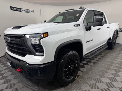 New 2026 Chevrolet Silverado 2500 LT w/ Trail Boss Package AWD/4WD image 2
