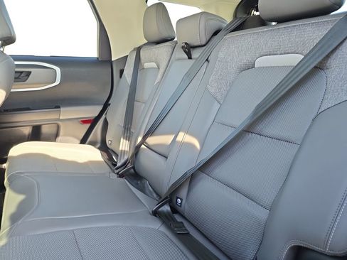 Used 2025 Ford Bronco Sport Badlands image 14