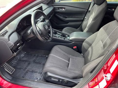 Used 2023 Honda Accord Sport image 11