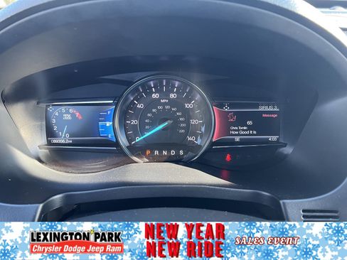 Used 2018 Ford Explorer XLT w/ Equipment Group 202A image 22