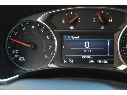 Used 2020 Chevrolet Equinox LT w/ Driver Convenience Package image 18