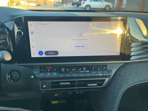 Used 2025 Toyota Camry XLE image 66