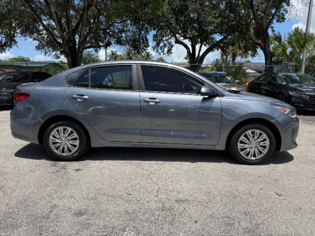 Used 2019 Kia Rio S FWD image 4