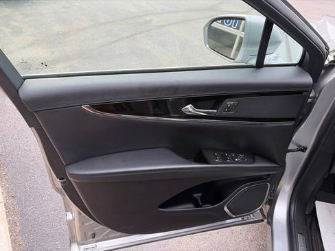 Used 2021 Lincoln Nautilus AWD w/ Equipment Group 101A image 11