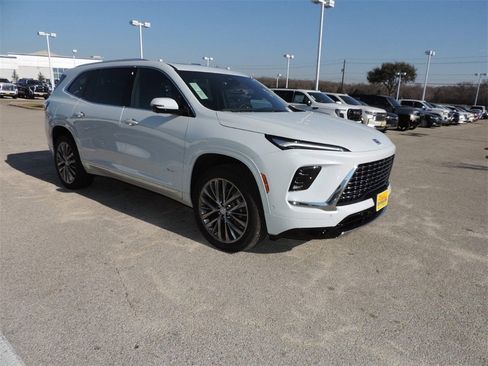 New 2026 Buick Enclave Avenir w/ Super Cruise Package image 3