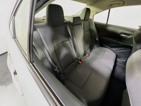 Used 2021 Toyota Corolla LE w/ LE Convenience Package FWD image 24
