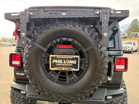 Used 2024 Jeep Wrangler Willys image 36