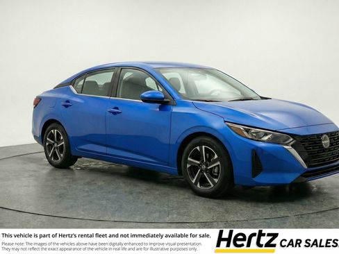 Used 2025 Nissan Sentra SV image 1