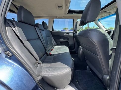 Used 2012 Subaru Forester 2.5X Limited AWD/4WD image 14