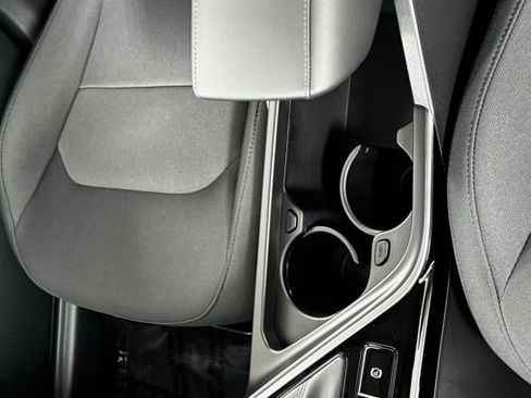 New 2026 Kia Niro LX FWD image 32