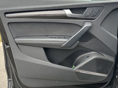 Used 2023 Audi SQ5 Premium Plus w/ Premium Plus Package image 16