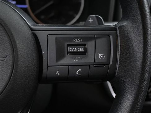 Used 2024 Nissan Rogue S image 26