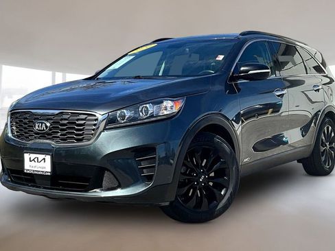 Used 2020 Kia Sorento S image 1