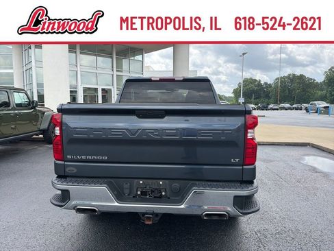 Used 2022 Chevrolet Silverado 1500 LT AWD/4WD image 4
