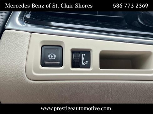 Used 2023 Cadillac XT6 Premium Luxury AWD/4WD image 31