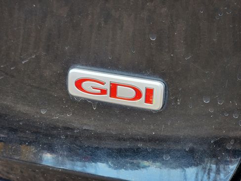 Used 2019 Kia Sorento AWD image 9