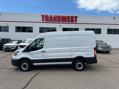 Used 2023 Ford Transit 250 Medium Roof w/ Load Area Protection Package RWD image 2