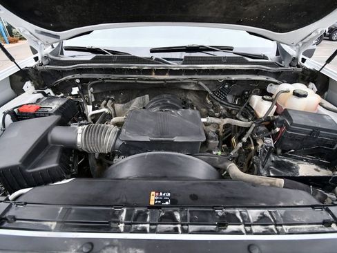 Used 2024 Chevrolet Silverado 2500 LT AWD/4WD image 12