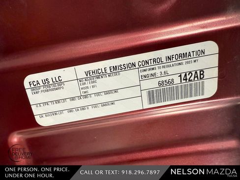 Used 2023 Jeep Grand Cherokee L Laredo image 48