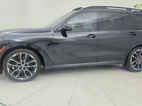 Used 2026 BMW X7 M60i AWD/4WD image 3