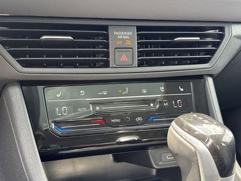 New 2025 Volkswagen Jetta SEL image 21