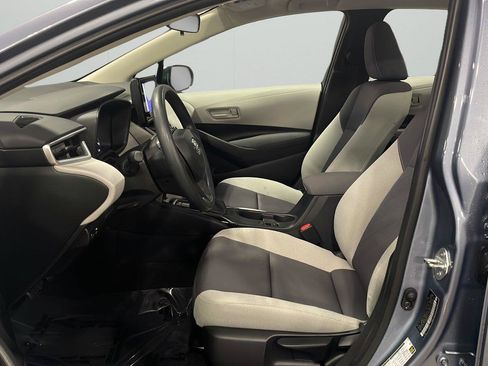 Used 2024 Toyota Corolla LE FWD image 10