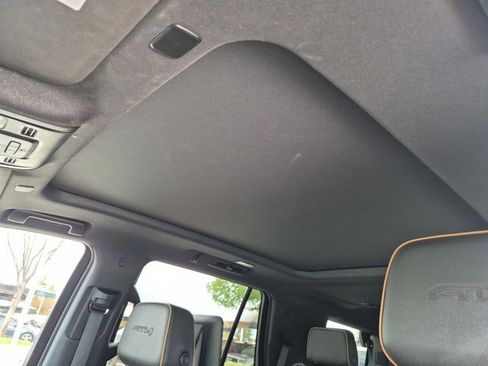 Used 2023 GMC Yukon AT4 AWD/4WD image 16