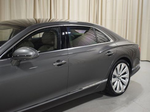 New 2026 Bentley Flying Spur Plug-In Hybrid AWD/4WD image 8
